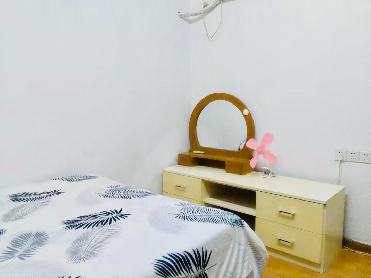 虹苑新寓 随时看房·