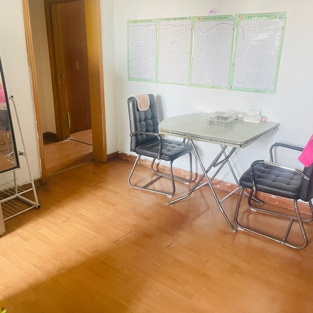 洋桥西里社区 2居室 2900元/月