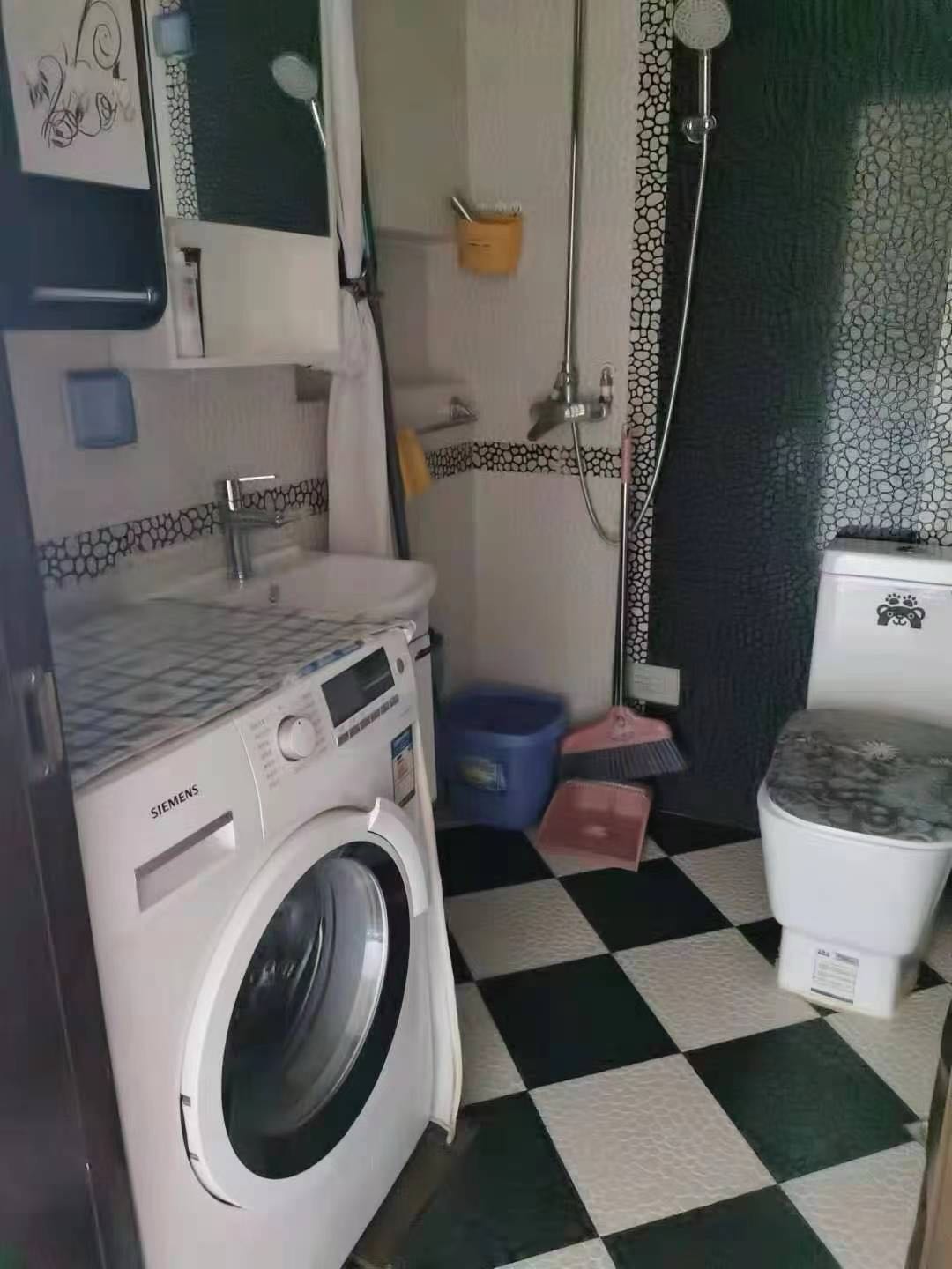 城市先锋 随时看房·