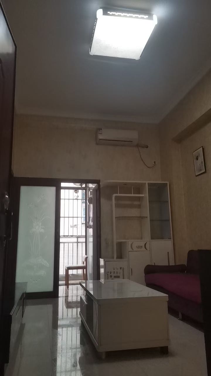 玉岭花园 随时看房·