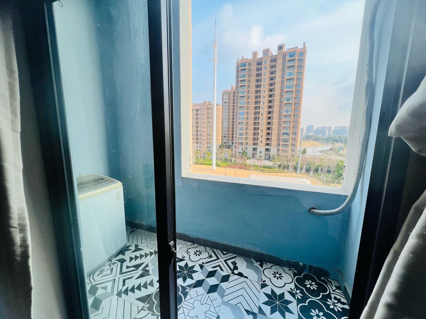 翔威公寓 随时看房·