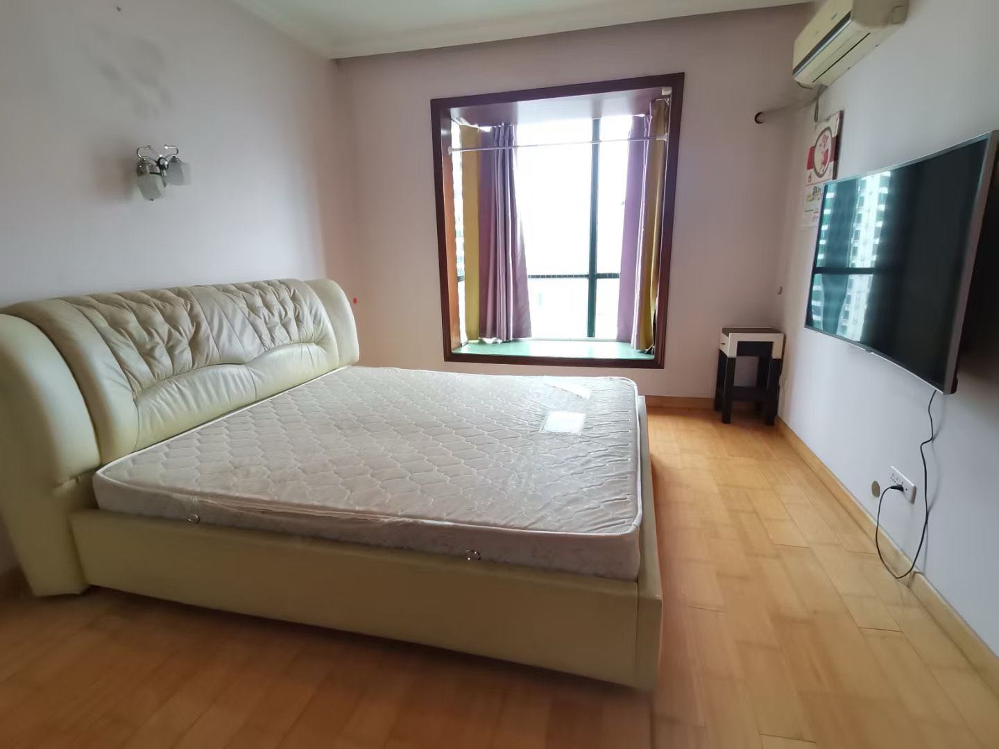 黄果树广场 随时看房·