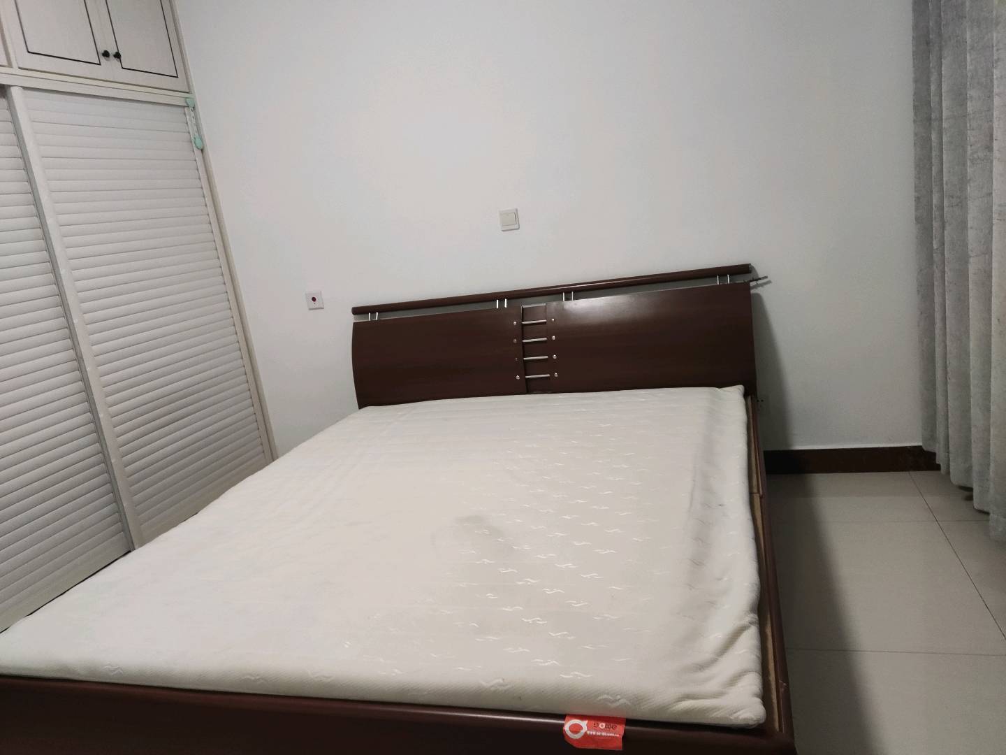 董家新村 随时看房·