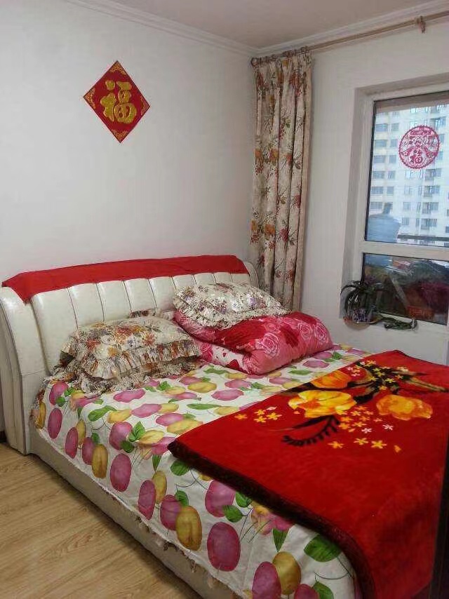 香江铂朗明珠 随时看房·