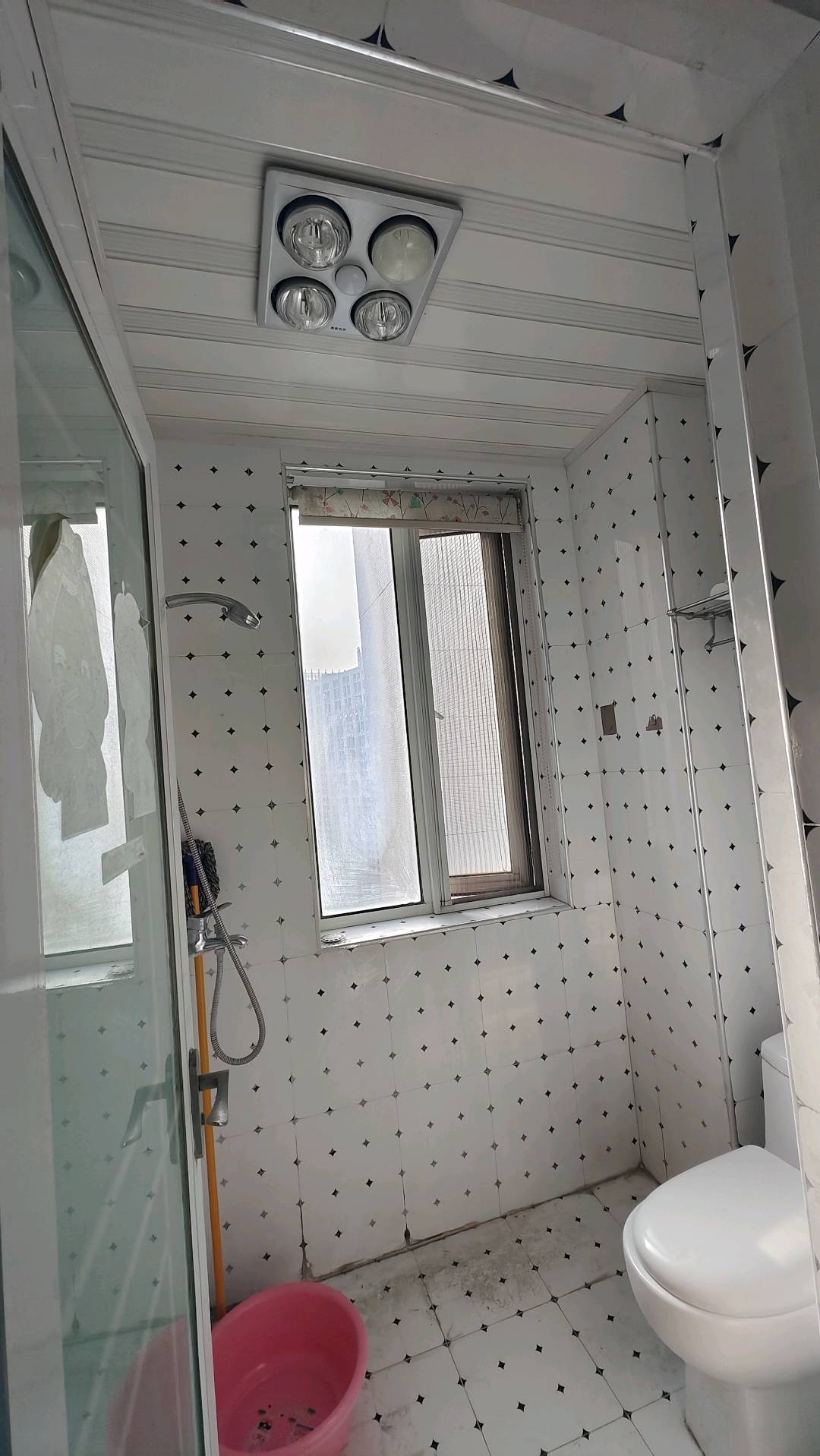 东湖春树里 随时看房·