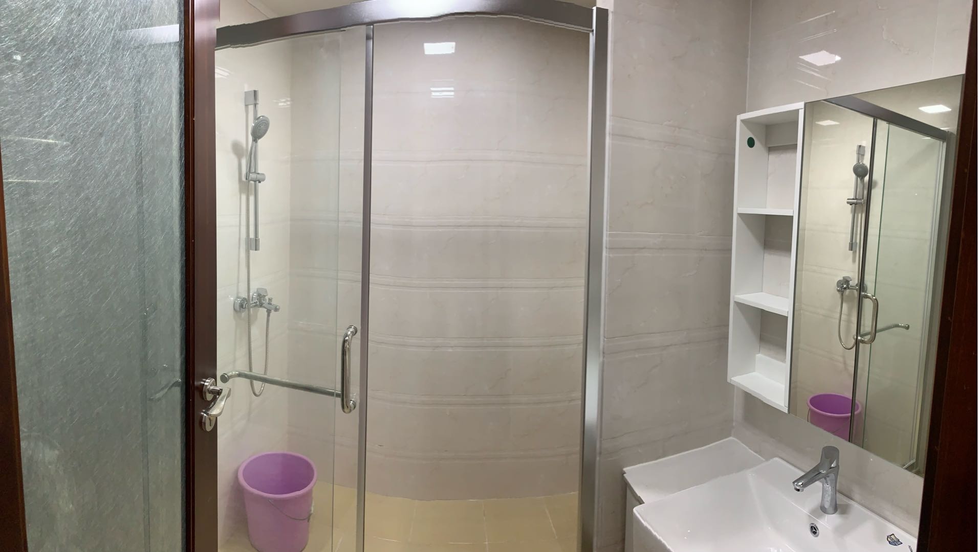 鹿回头安置区 随时看房·