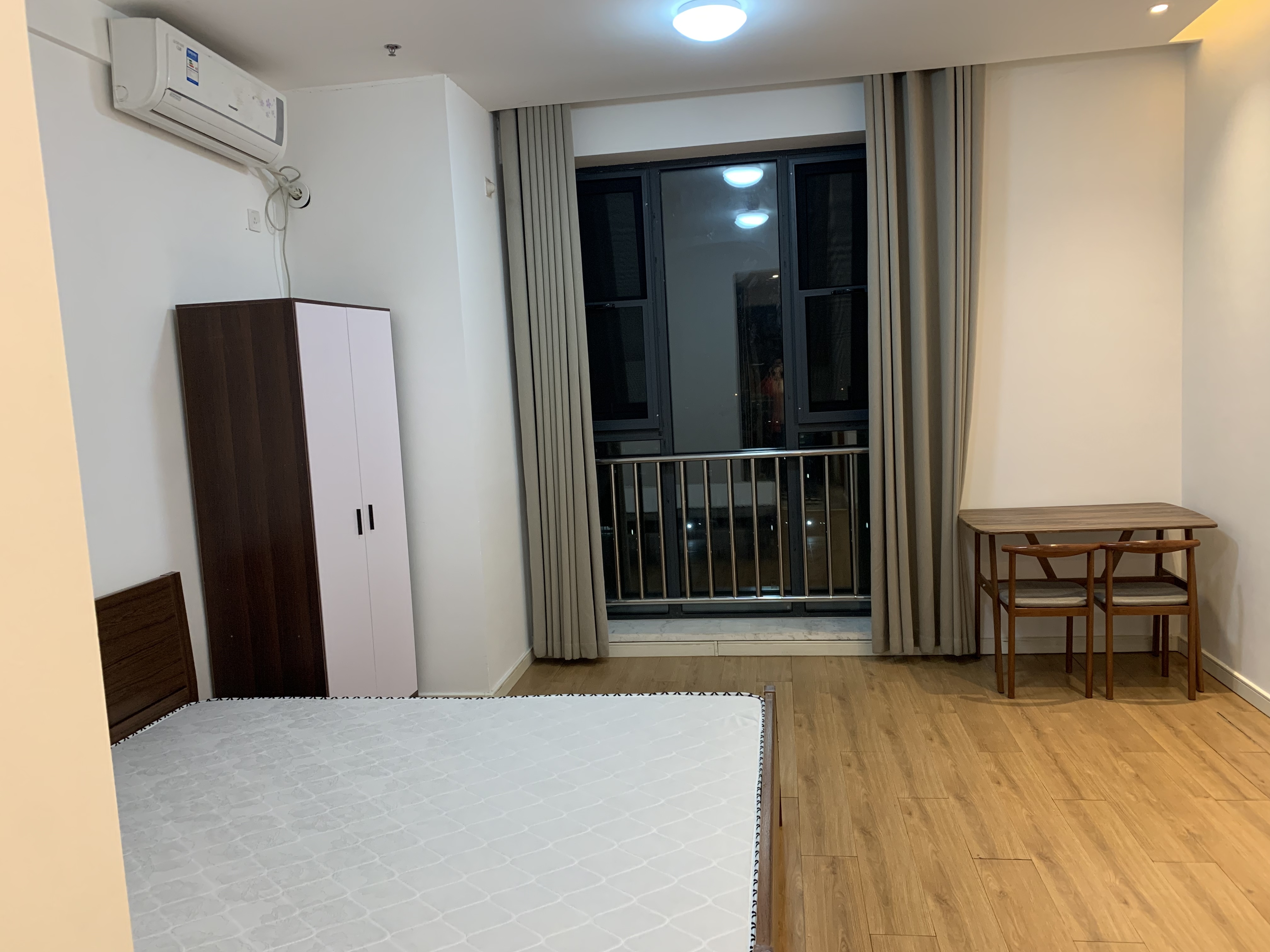 中南鲁商樾府 1居室 900元/月