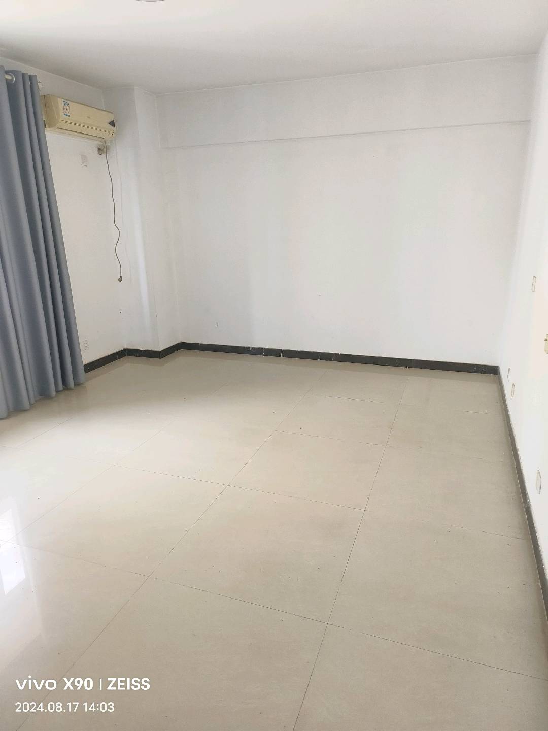 交大街帝源豪庭24L 随时看房·