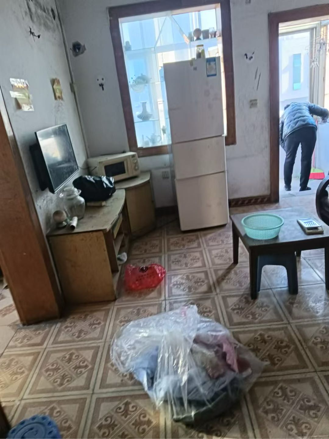 南昌市西湖区凉伞树小区 随时看房·