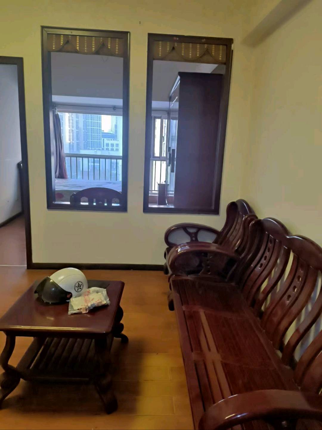 金茂广场 随时看房·