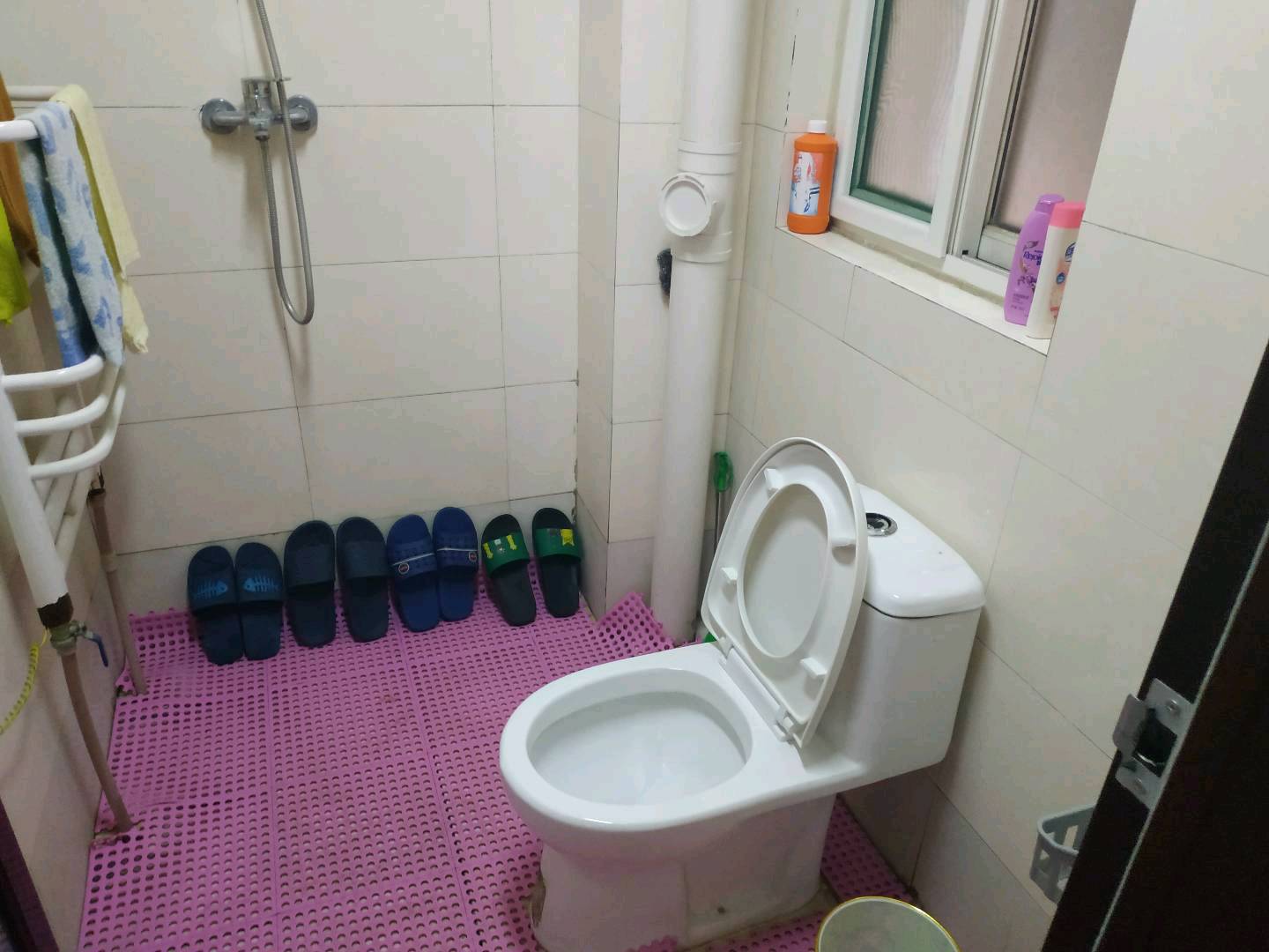 邹庄新村 随时看房·