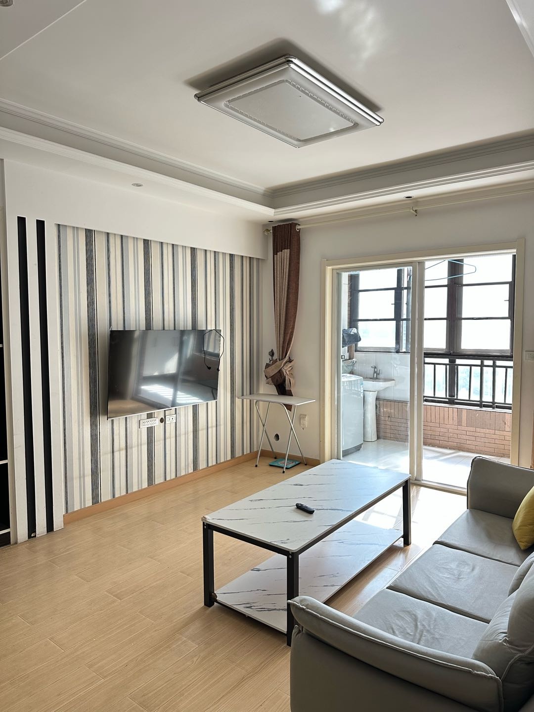 橡树湾 3居室 3100元/月