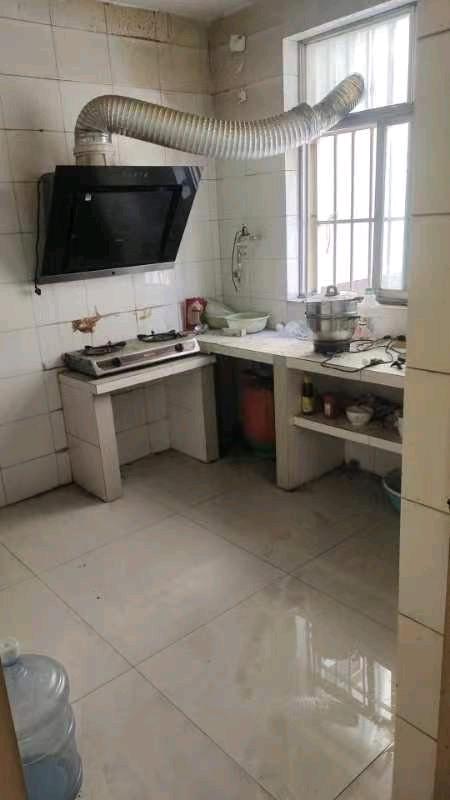 南张供销小区 随时看房·