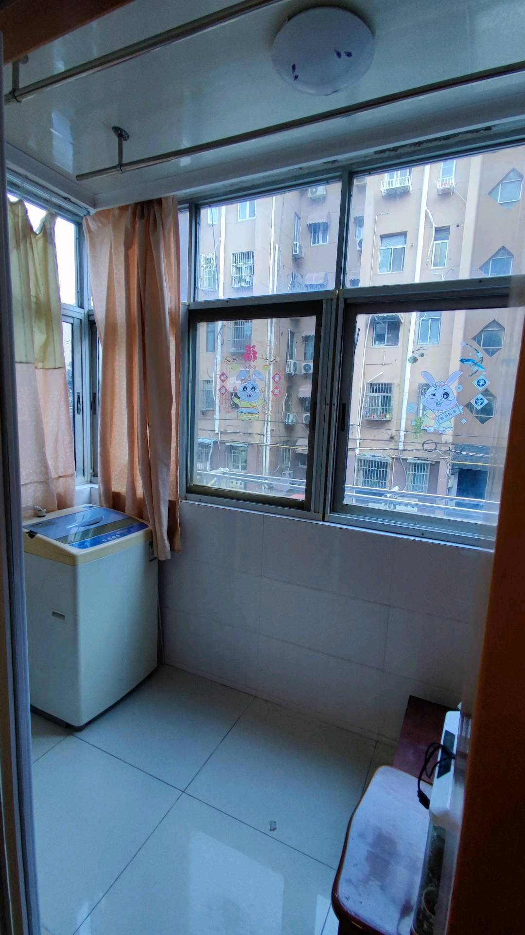 外港新村 随时看房·