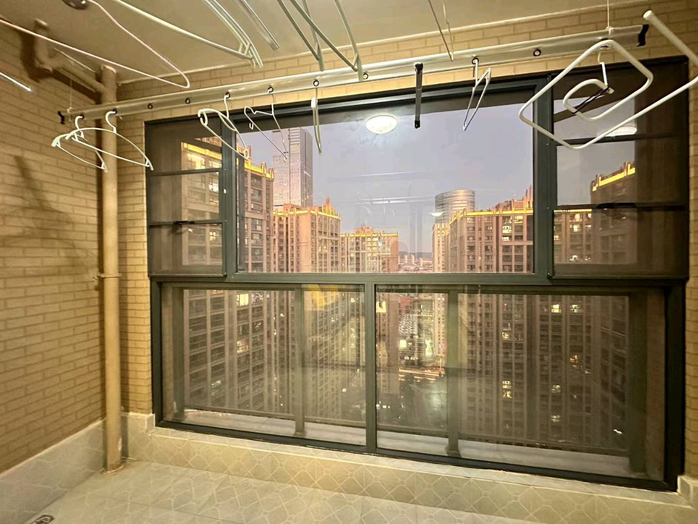 昆明市呈贡七彩云南第一城 随时看房·