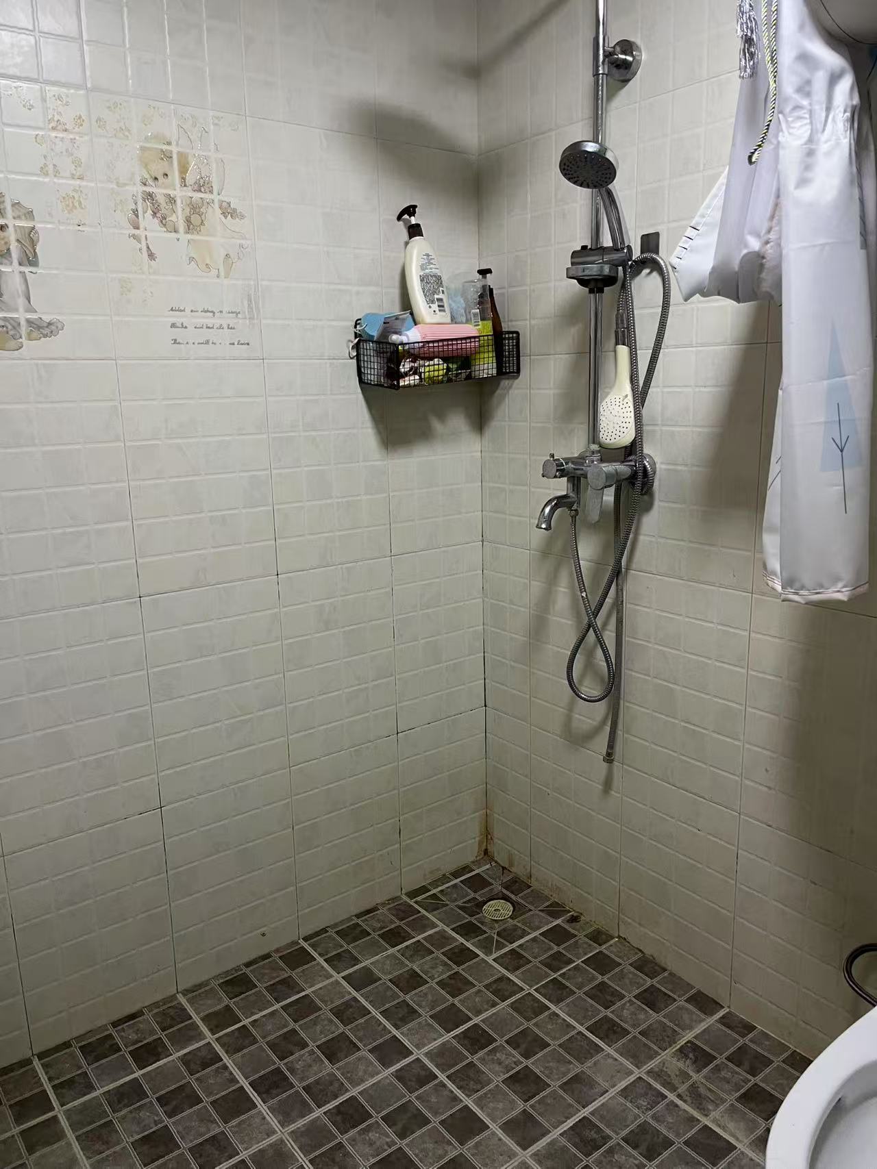 杨庄子村小区 随时看房·