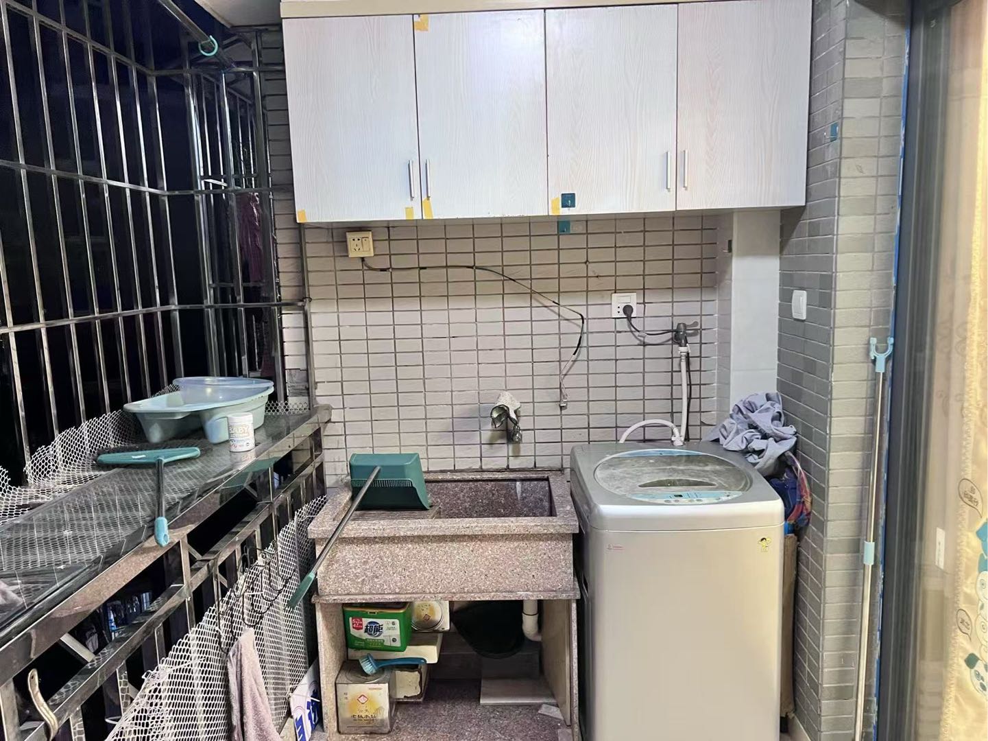 夏雨苑B区 随时看房·