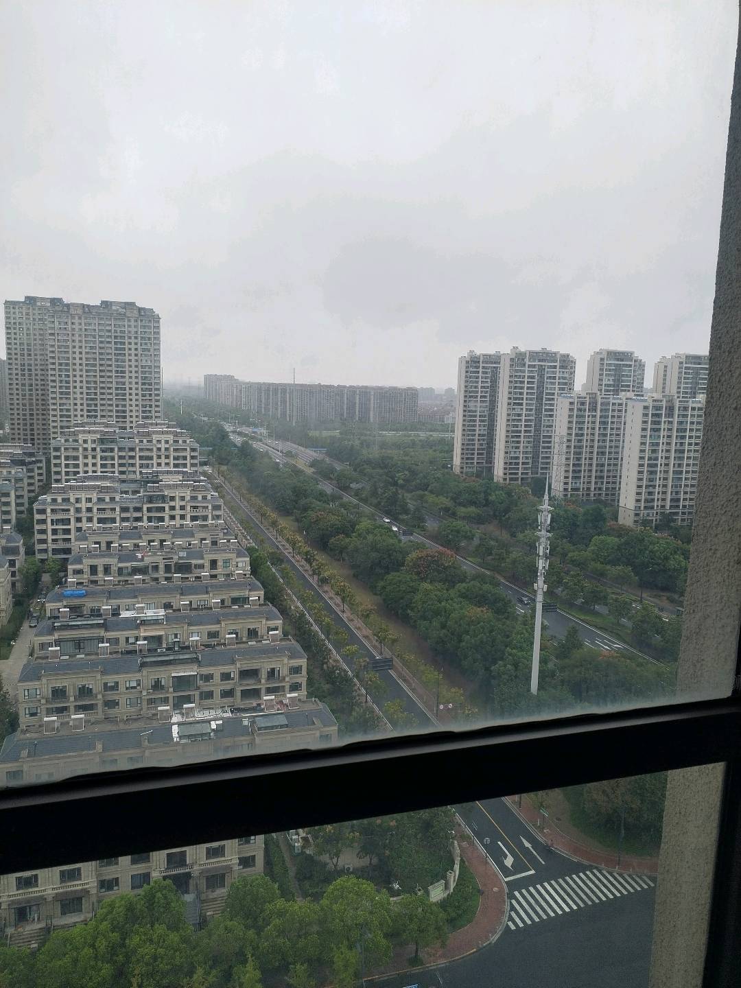 正泰江岸水苑 随时看房·