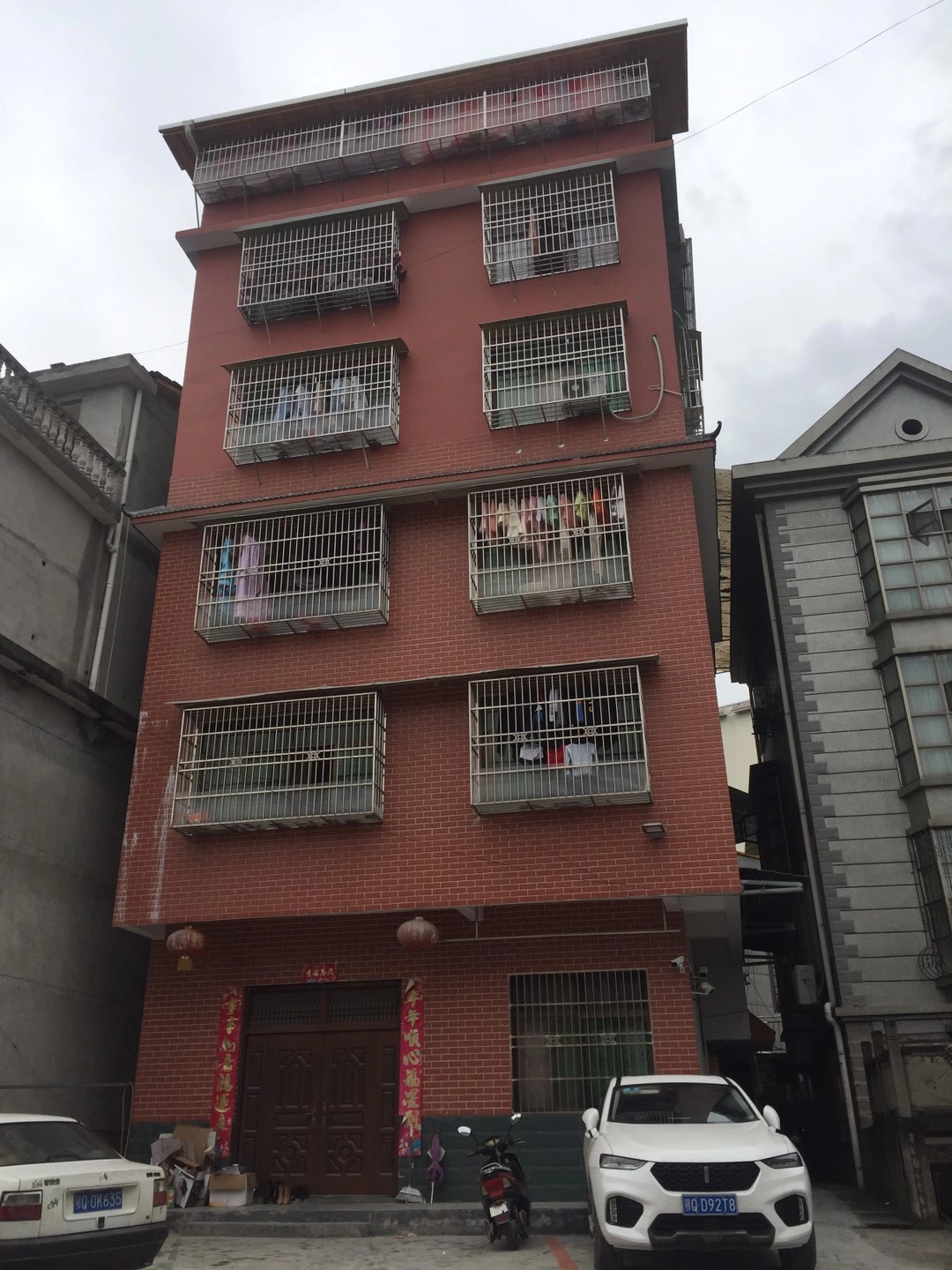 恩施市舞阳街道办事处窑湾社区洋湾一巷43号 随时看房·