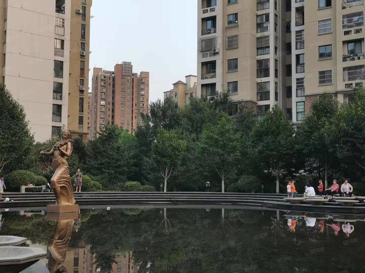 香榴湾 随时看房·