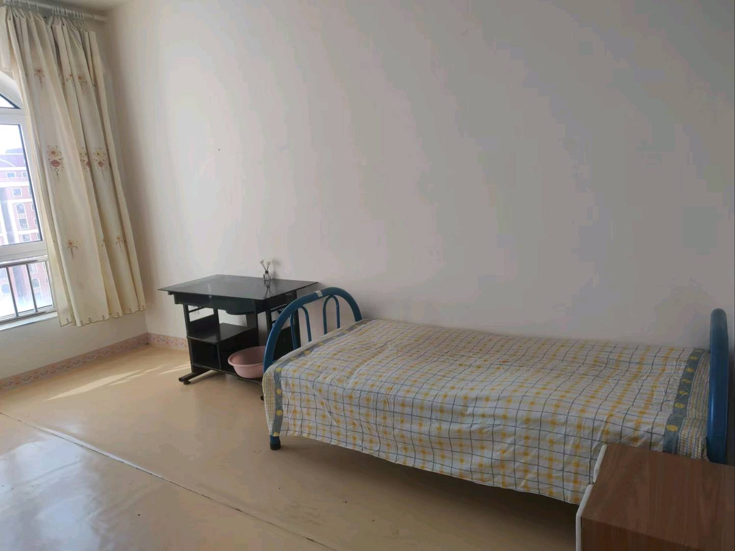 市公务员小区灏园小区 随时看房·