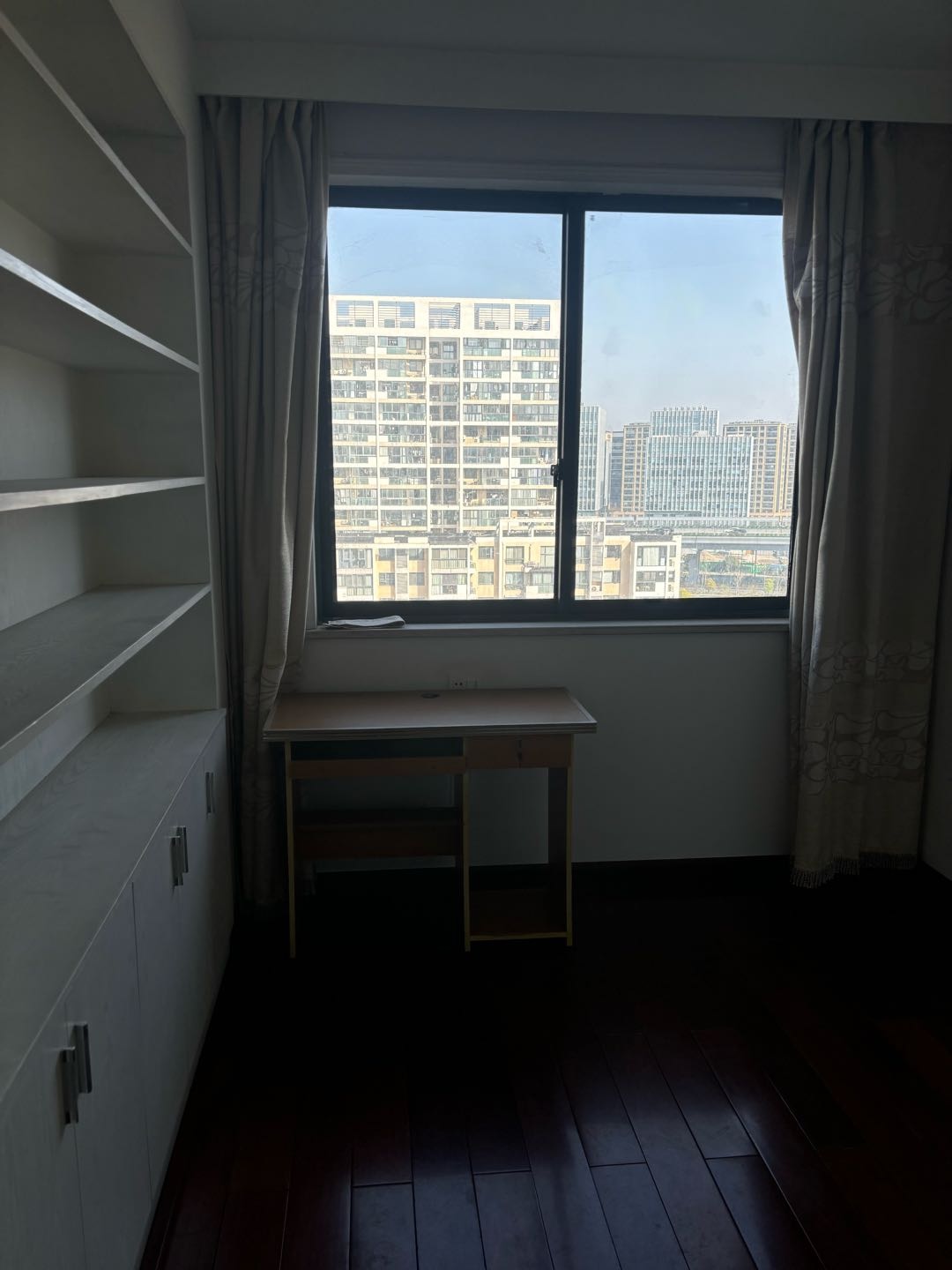 汇隆风林公寓 随时看房·
