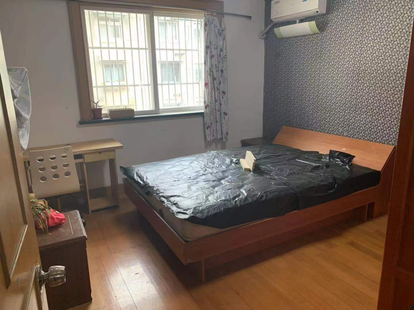 双阳路604弄 随时看房·