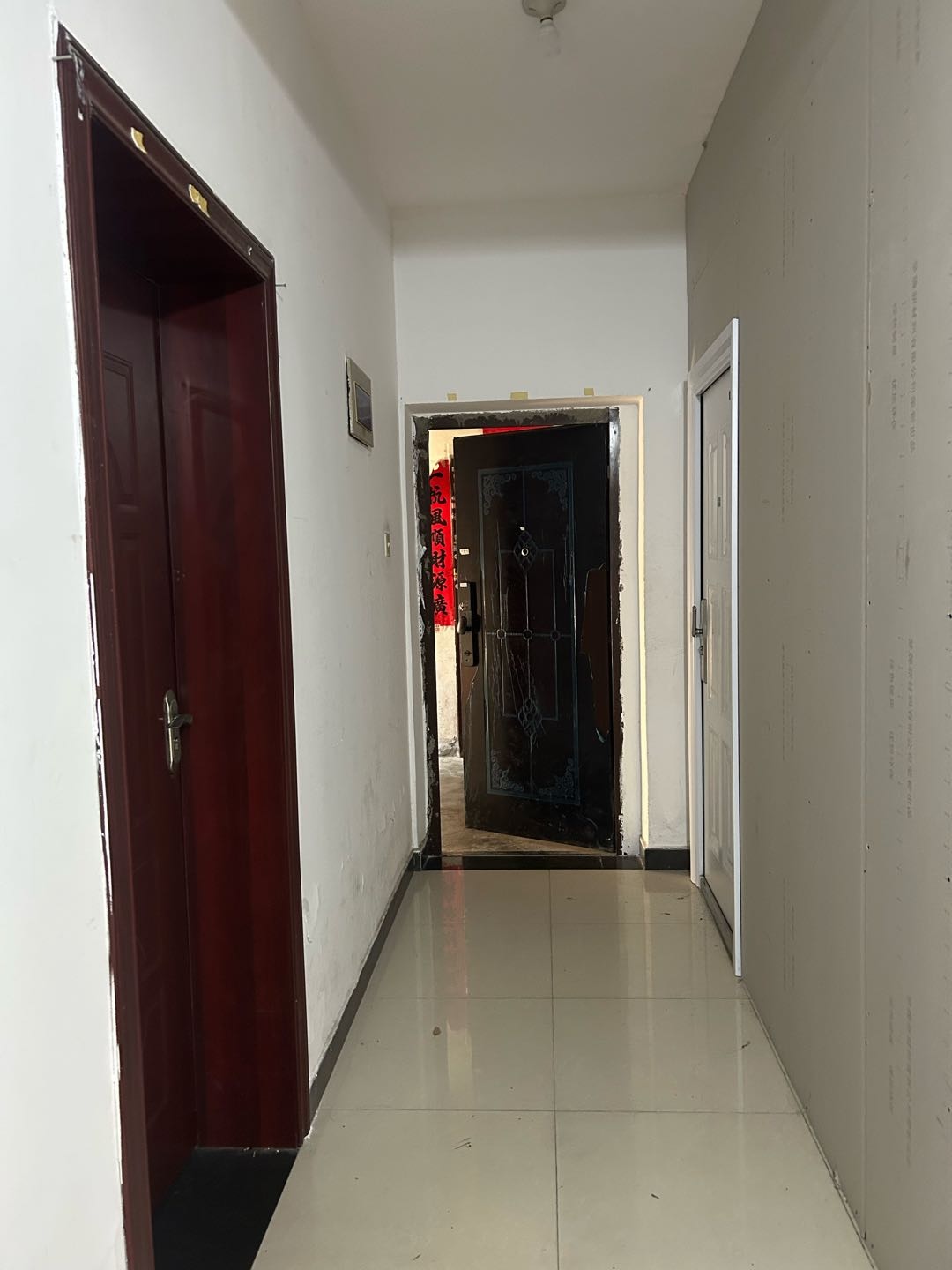 黄鹤小区 随时看房·