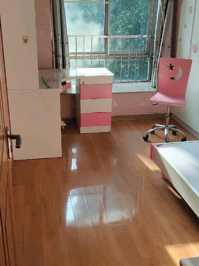 春晖花园 随时看房·
