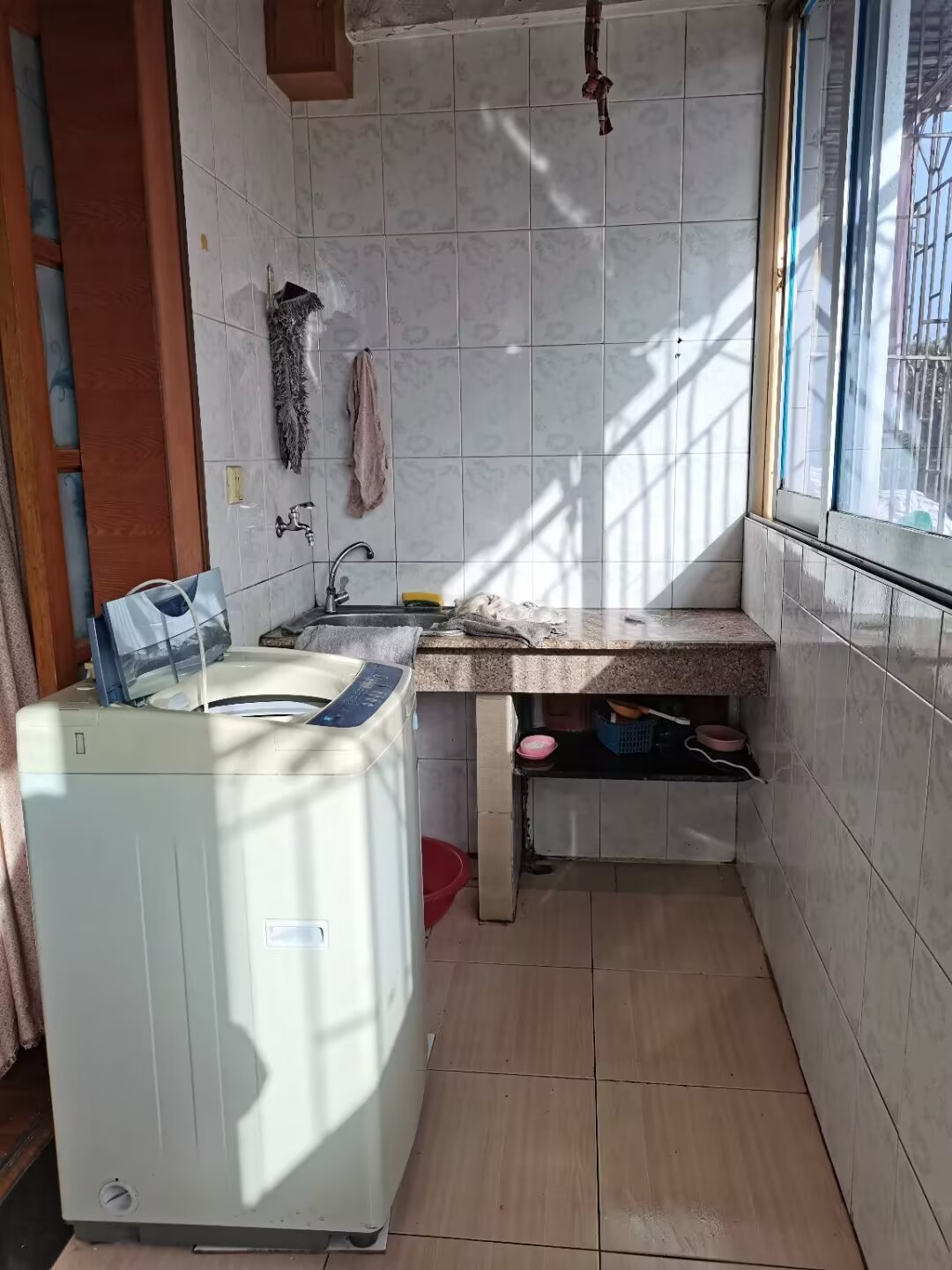 信谊新村 随时看房·