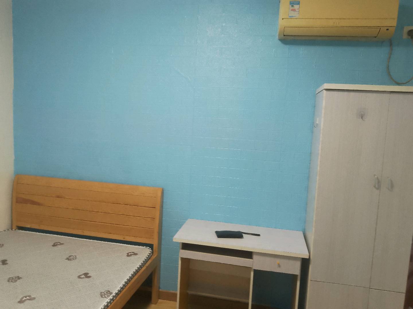 定威小区 随时看房·