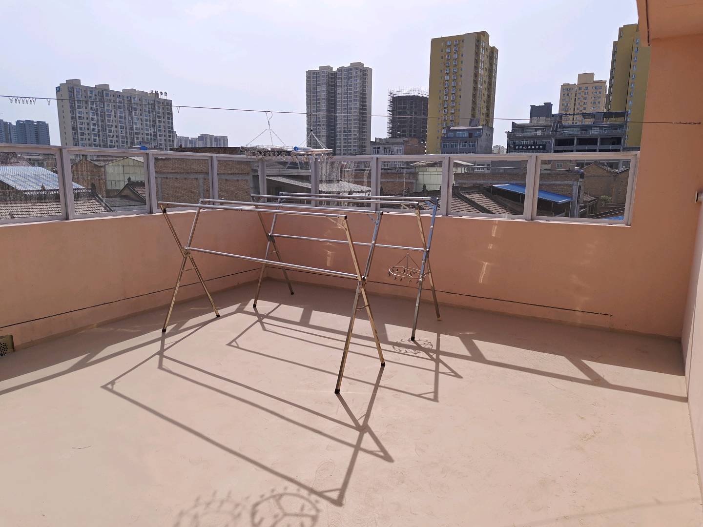 自建新房 随时看房·