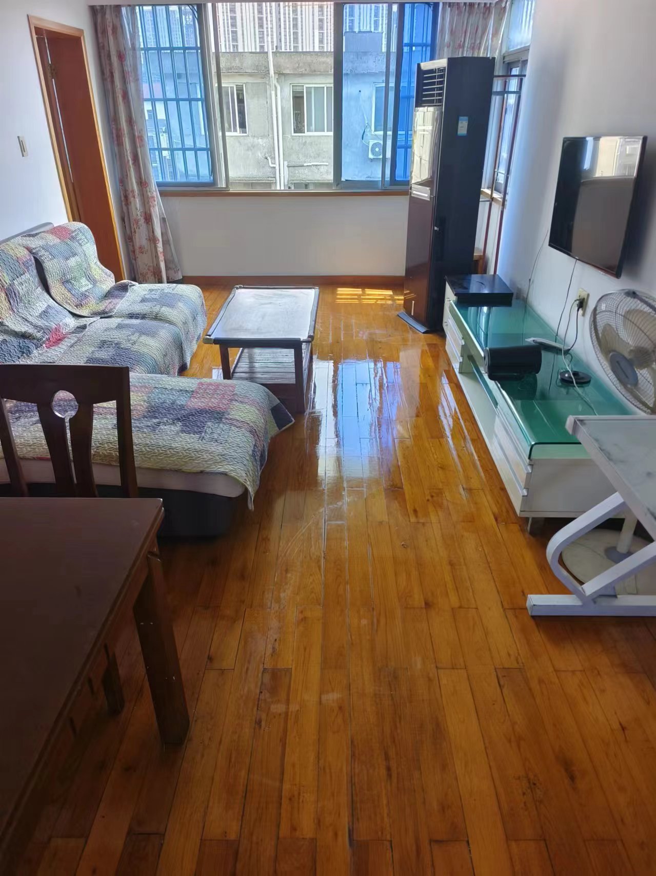 新星小区 3居室 3300元/月