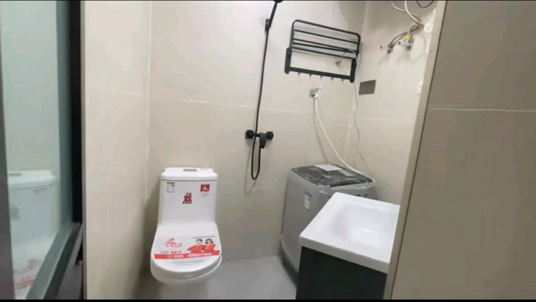 临江花园 随时看房·