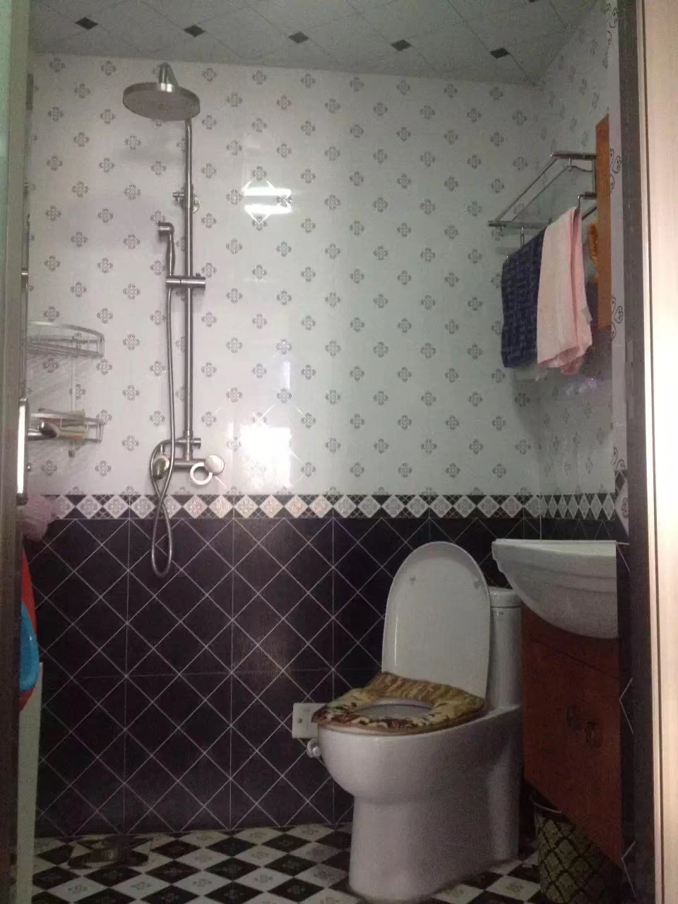 天朗莱茵小城 随时看房·