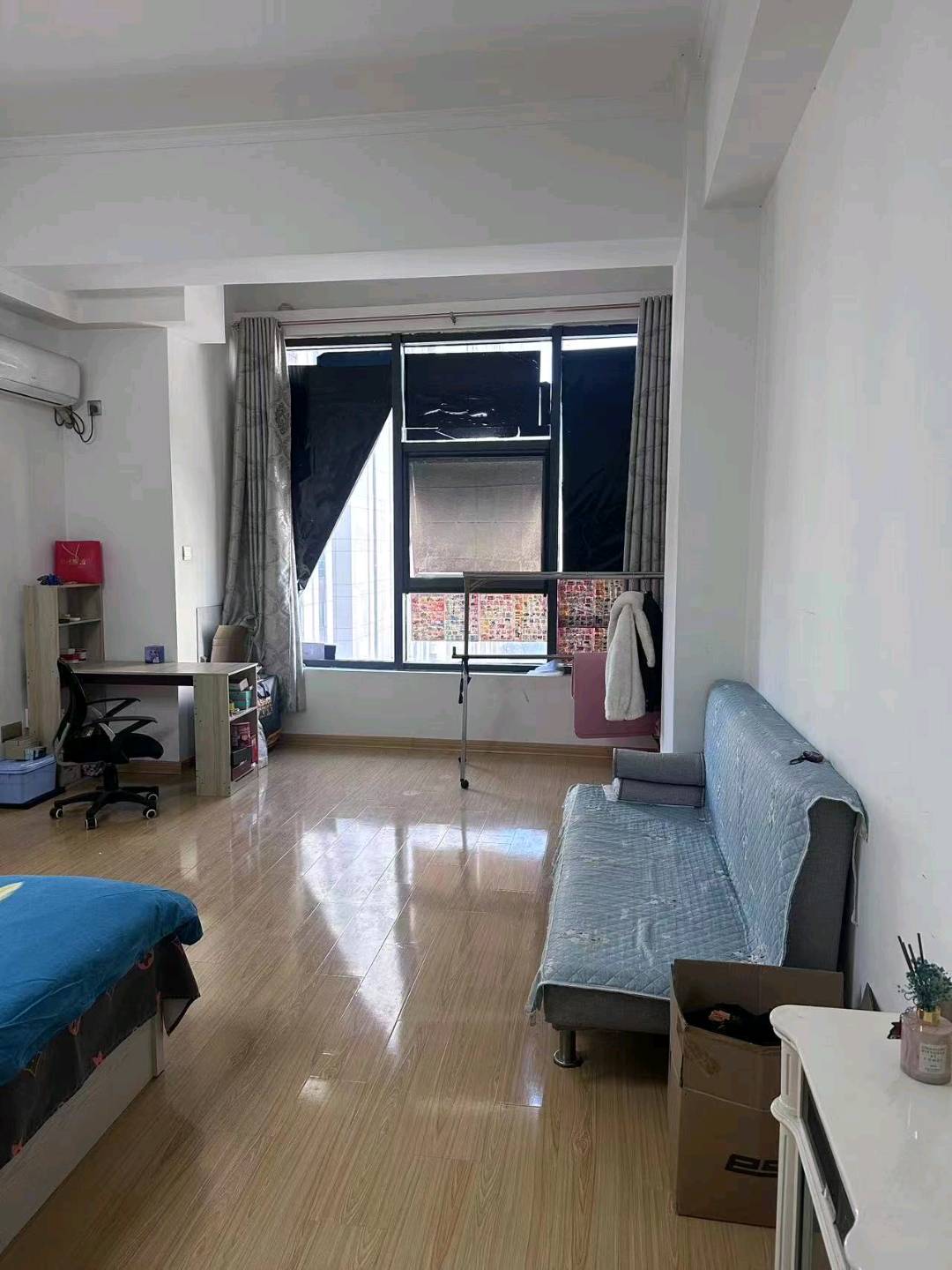 聚云商务广场 随时看房·