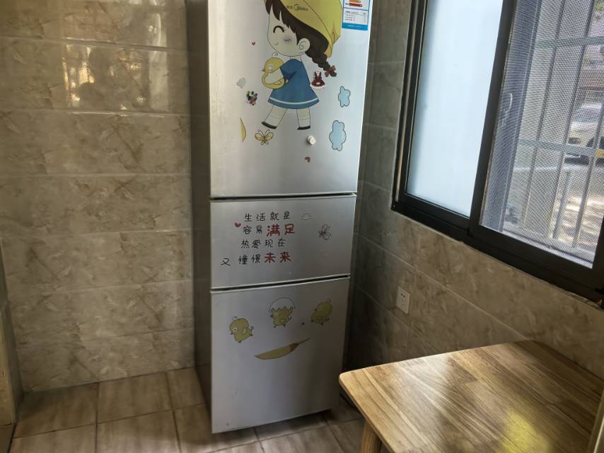 纺织新村 随时看房·