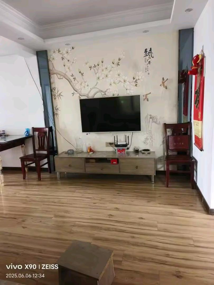 小南小区 随时看房·