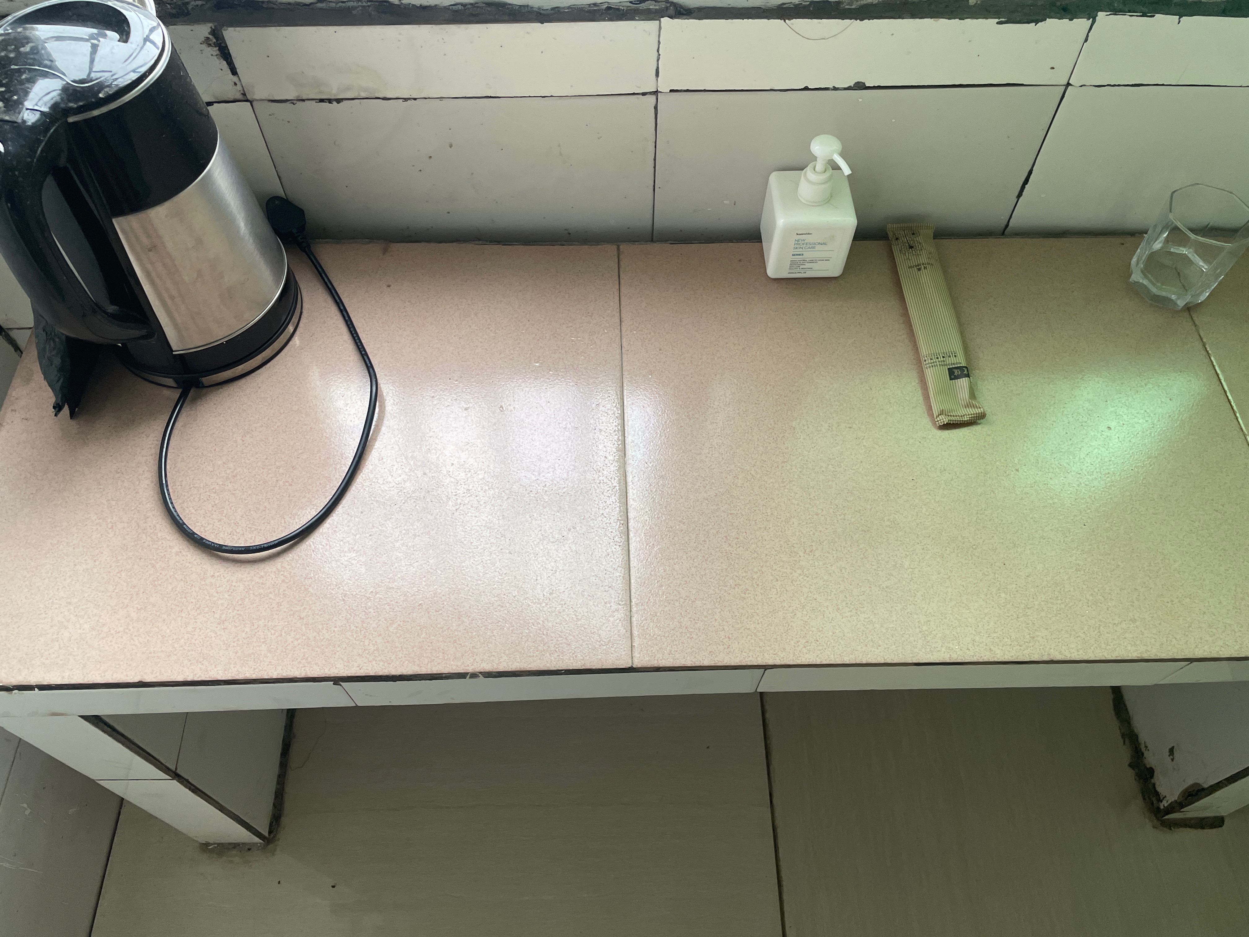 北湖花园后面自建房 随时看房·