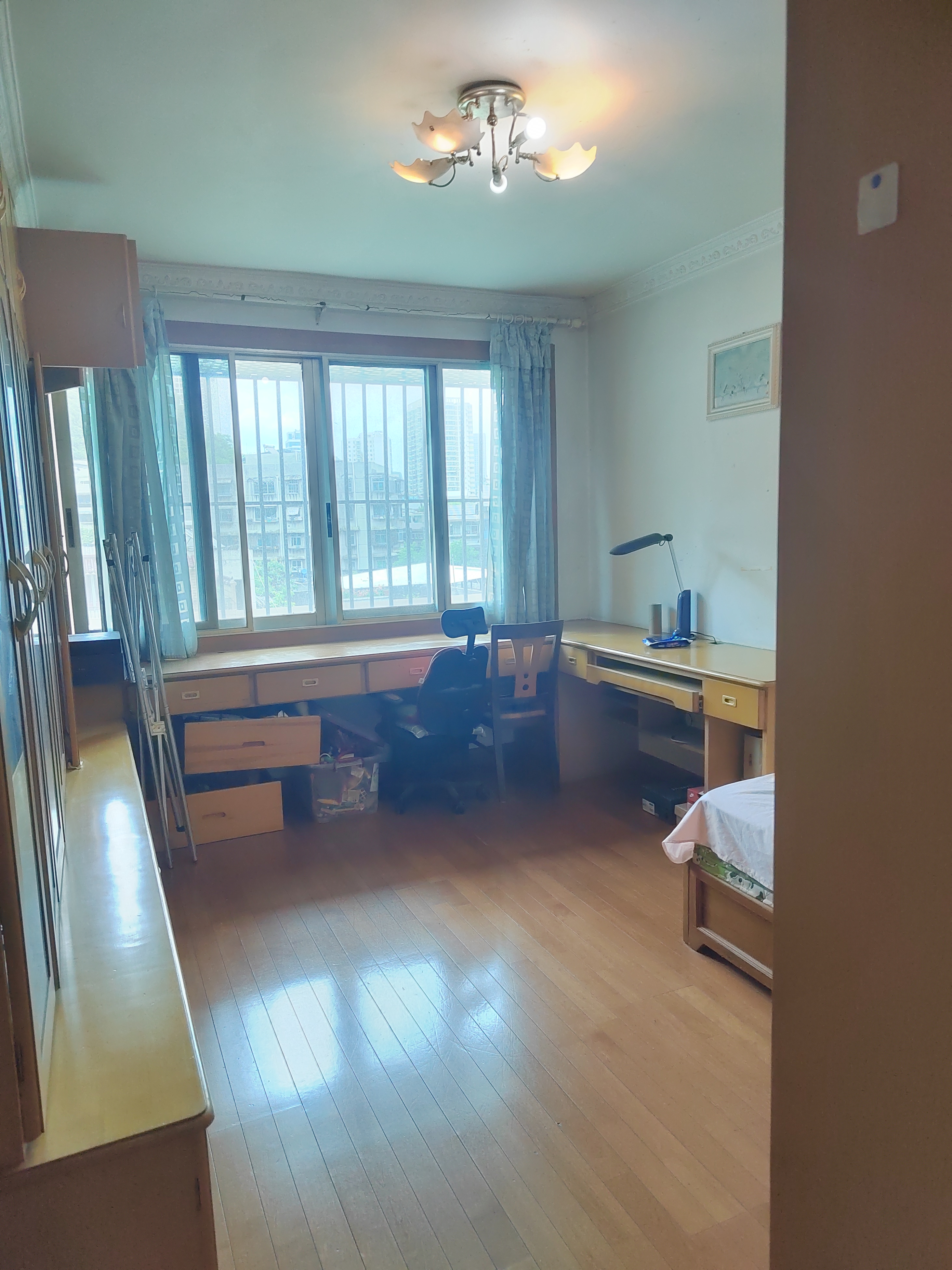 园林局宿舍 2居室 1500元/月