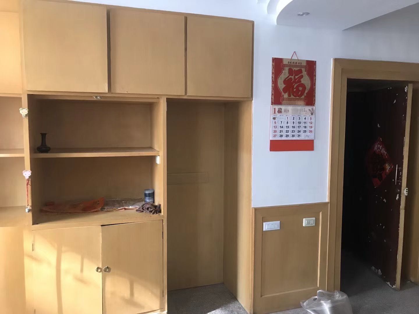 中医院宿舍 随时看房·