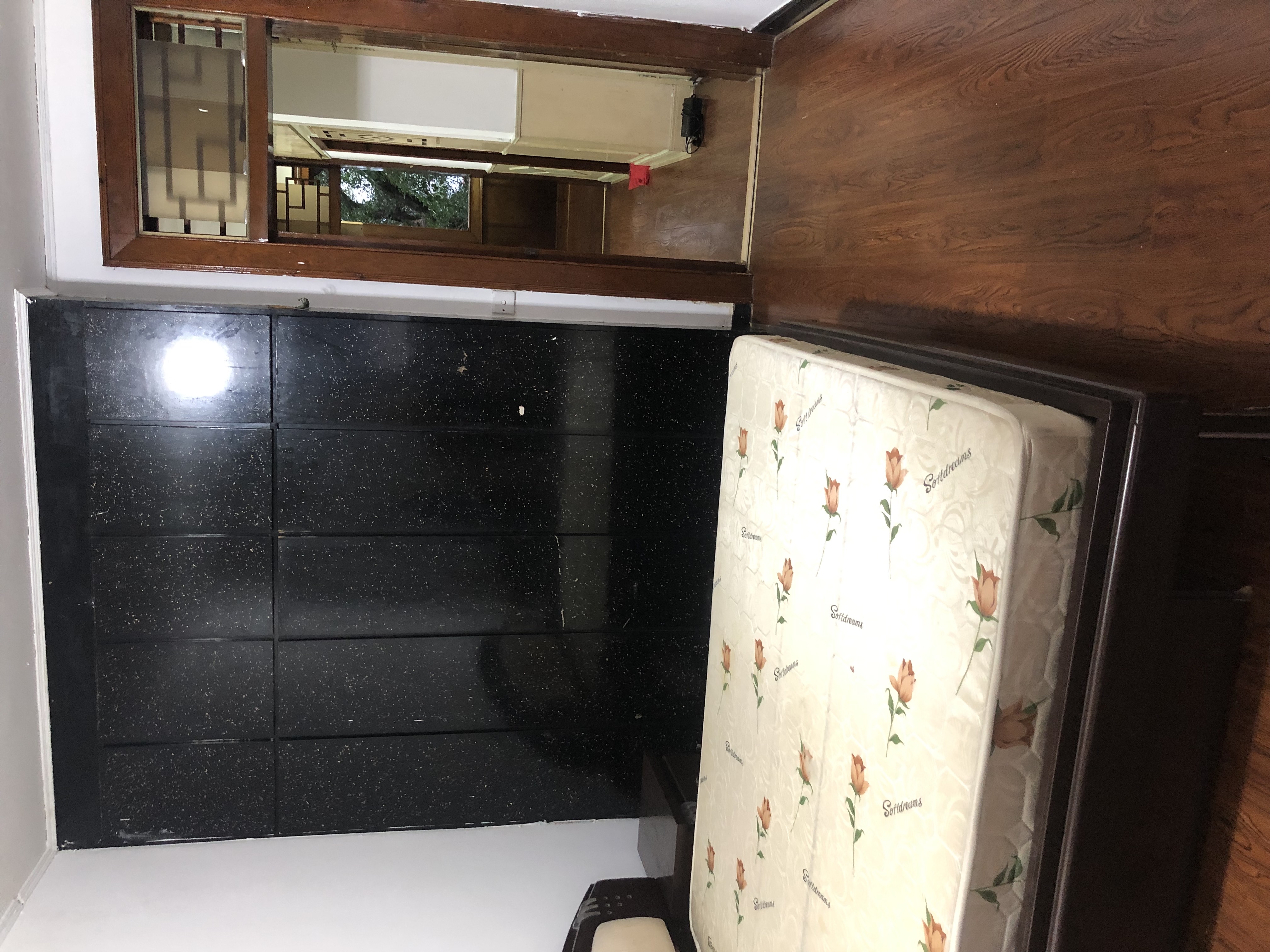 上陡门住宅区四组团 随时看房·