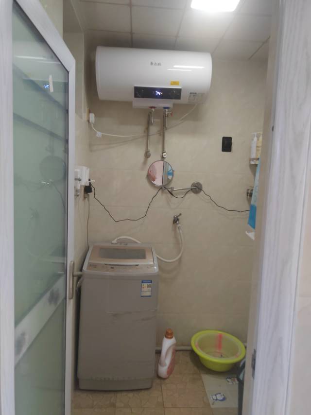 颐泰苑小区二幢 随时看房·