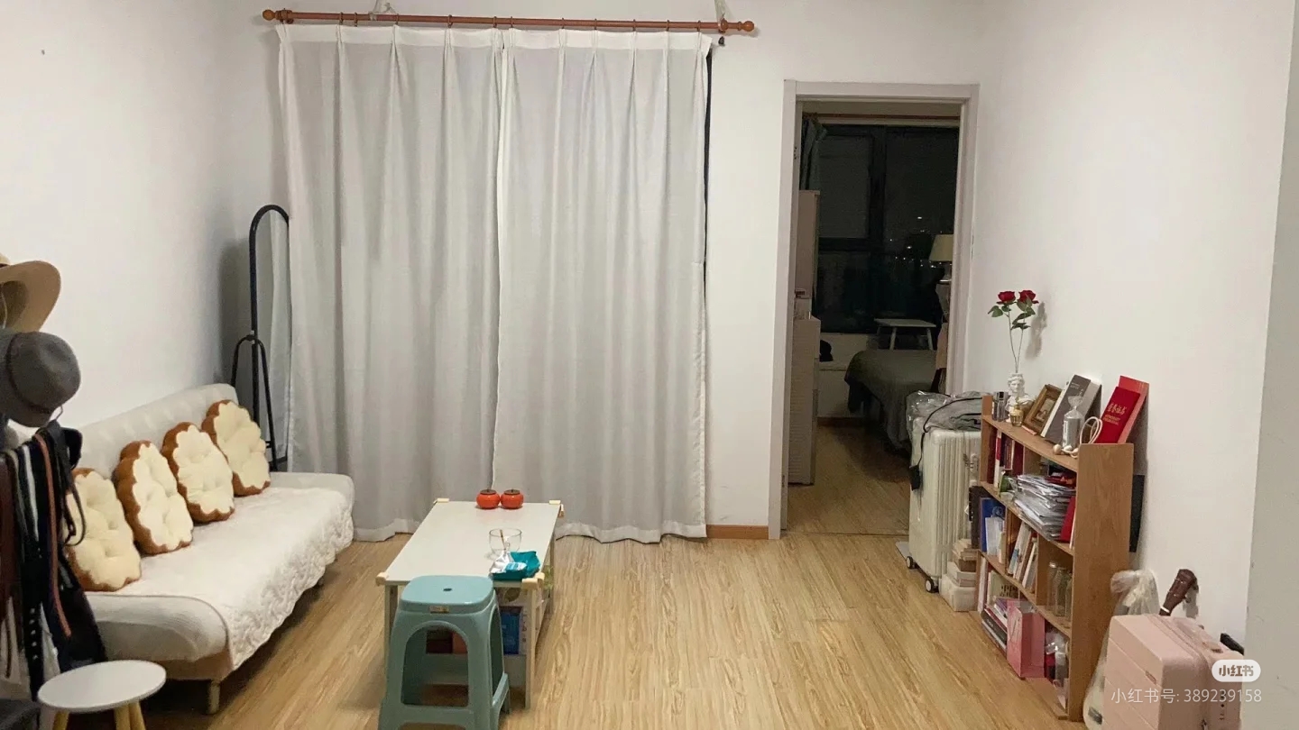 保利梧桐语 2居室 2400元/月