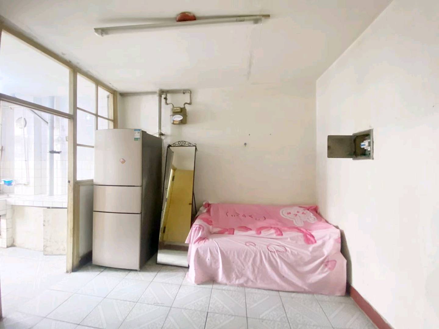 康庄社区 1居室 1100元/月