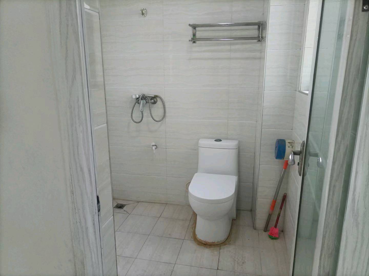 东旭华庭 随时看房·