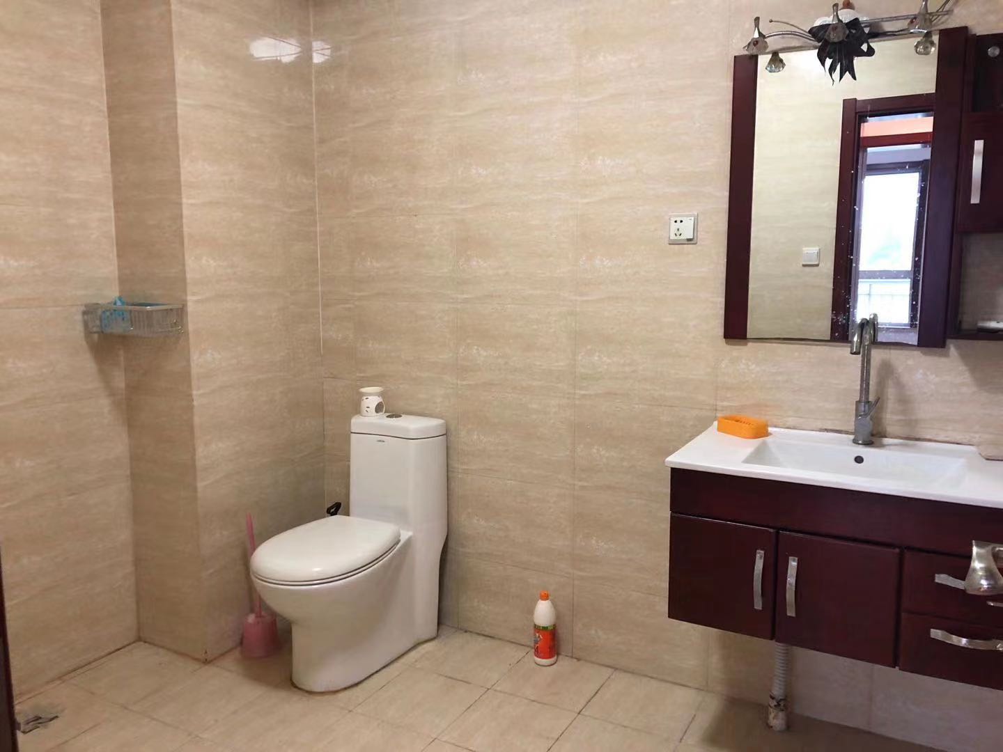 馨合小区 随时看房·