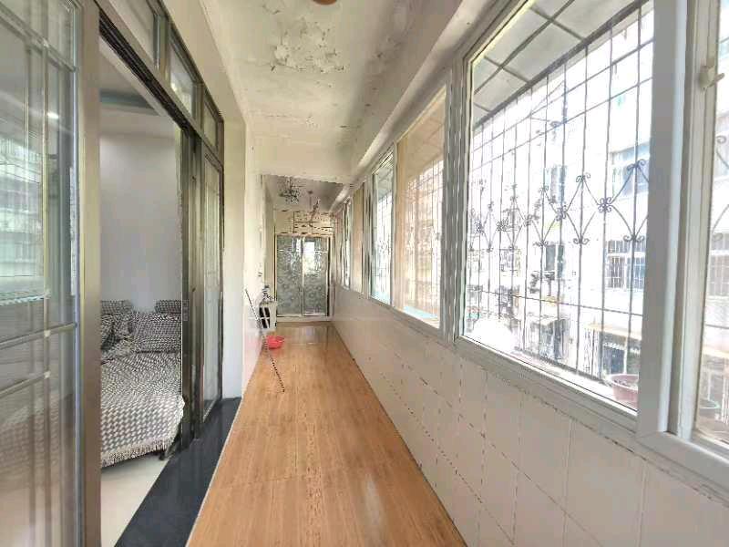 红阁家园 随时看房·