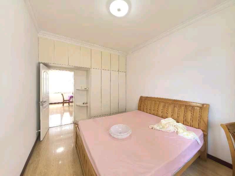 红阁家园 随时看房·