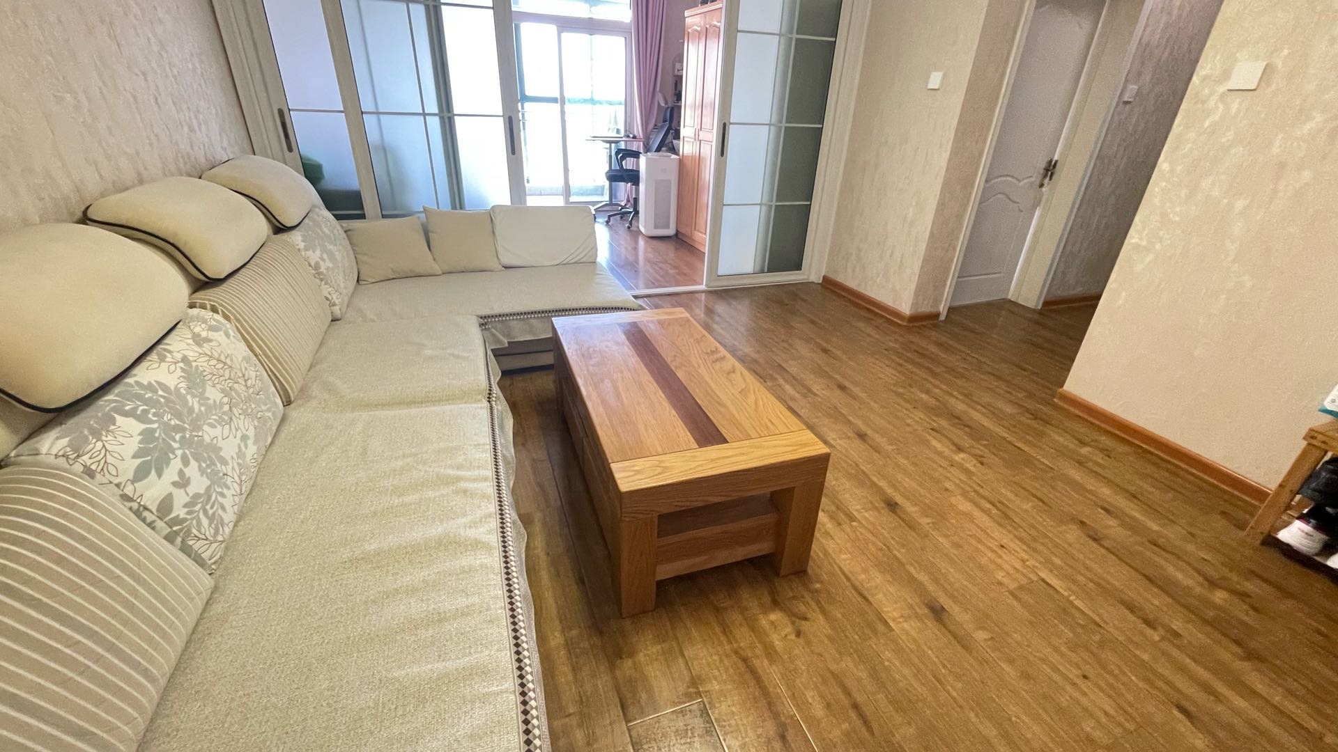西海岸新区金地花园 随时看房·